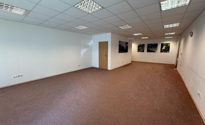 Nebytový priestor 66m² Bancíkovej 1, Bratislava – Ružinov
